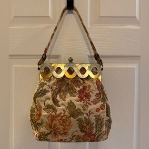 Vintage Cara Floral Tapestry Handbag with Metal Accents